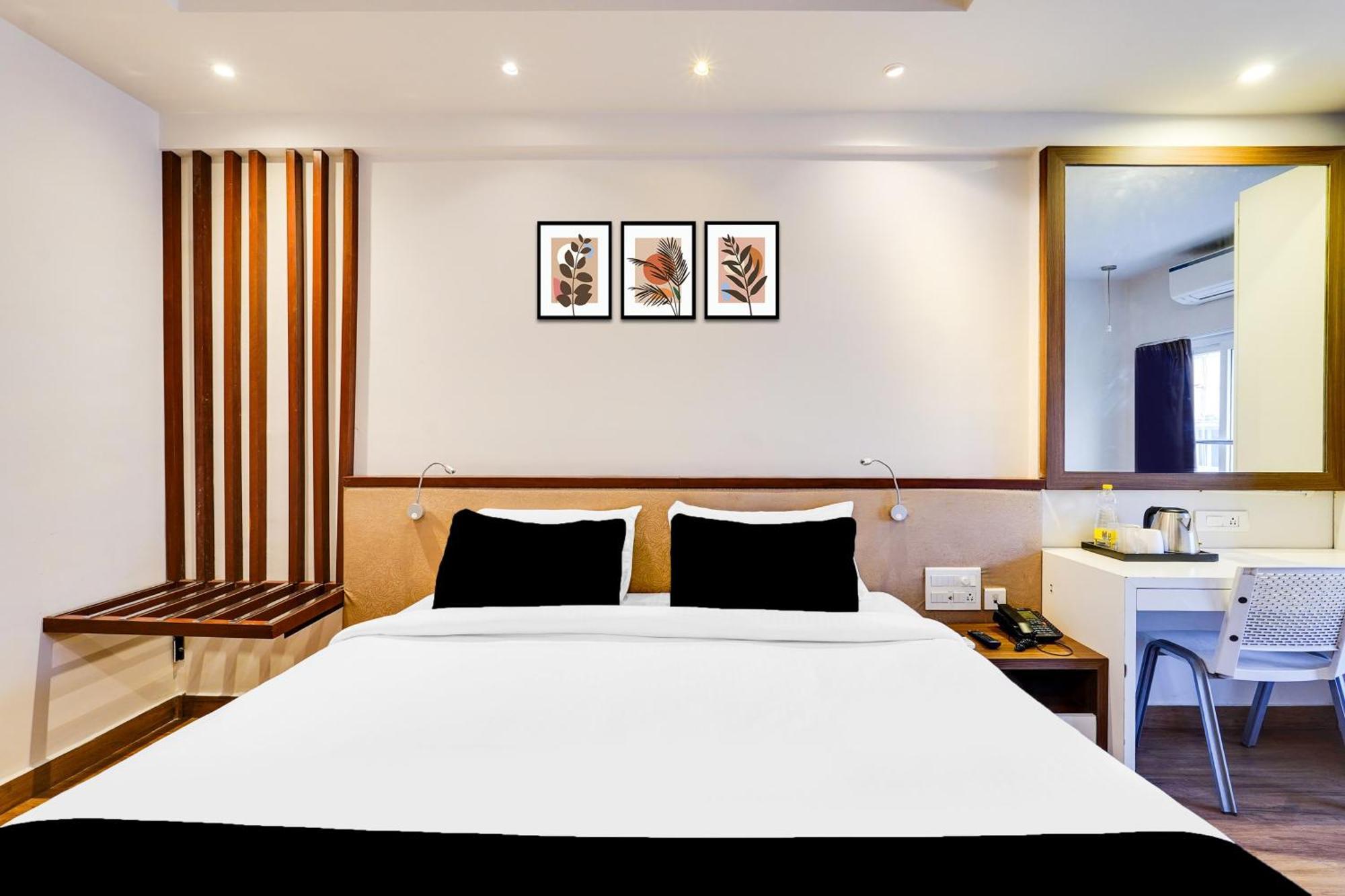 Super Townhouse Oak Kodambakkam Formerly Cine City Ченай Екстериор снимка