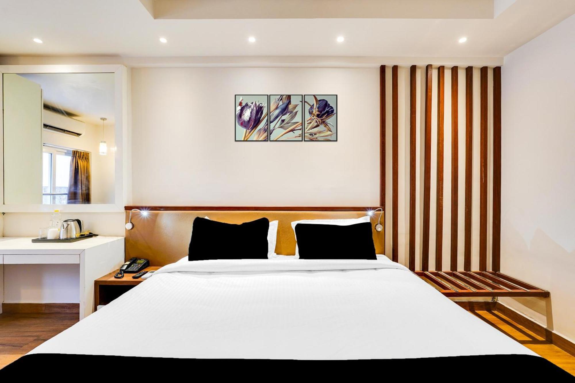 Super Townhouse Oak Kodambakkam Formerly Cine City Ченай Екстериор снимка
