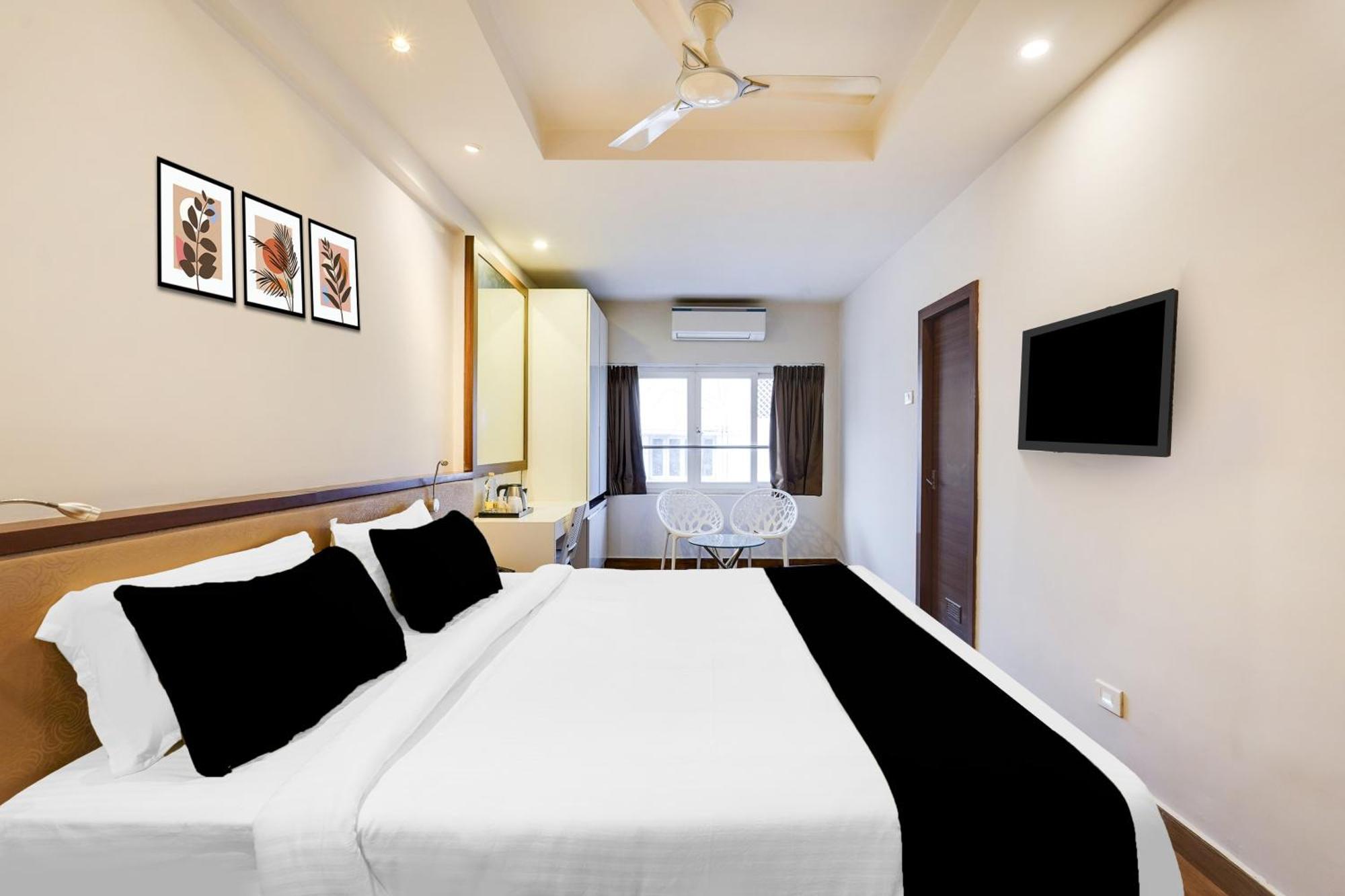 Super Townhouse Oak Kodambakkam Formerly Cine City Ченай Екстериор снимка