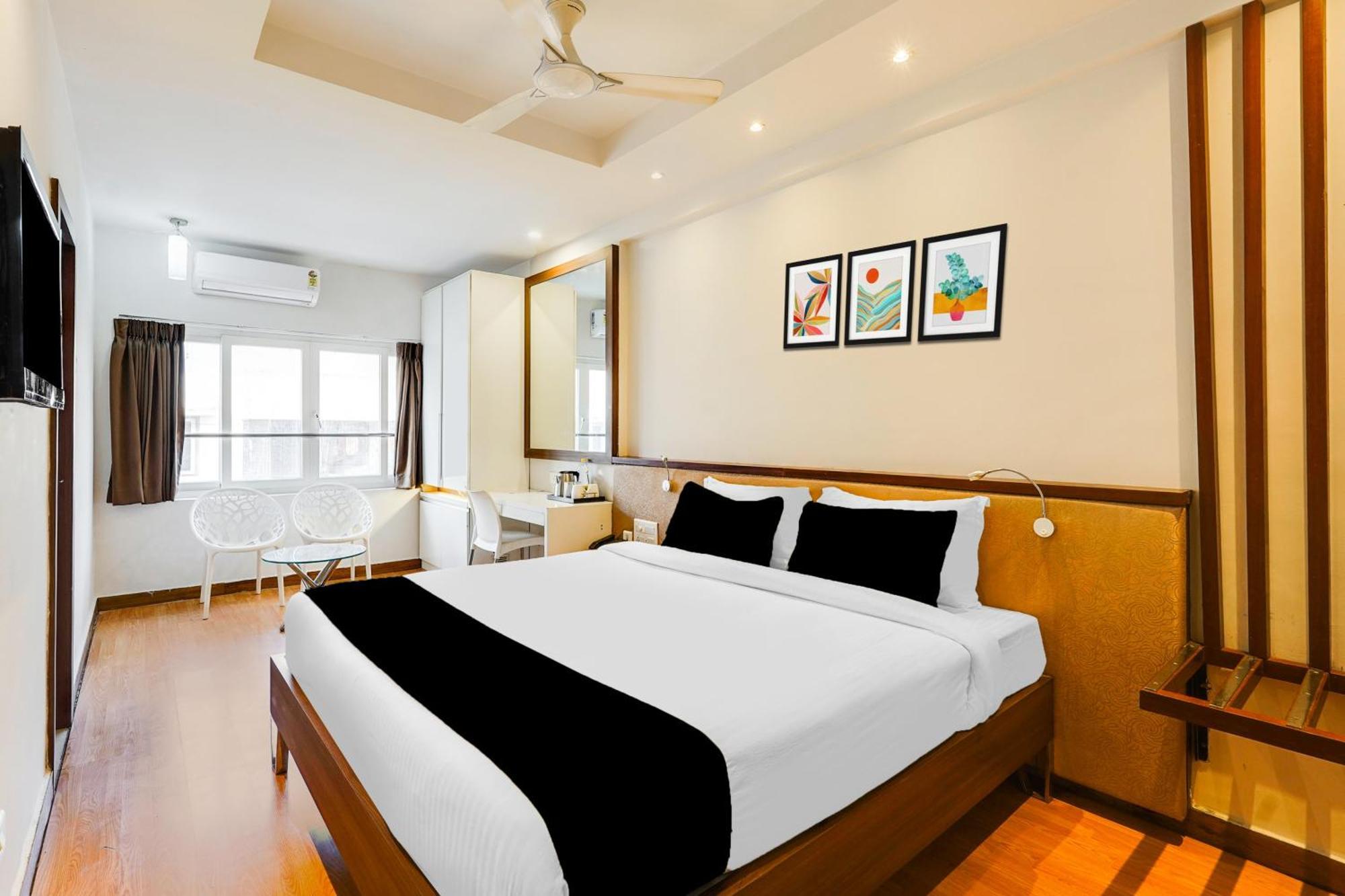 Super Townhouse Oak Kodambakkam Formerly Cine City Ченай Екстериор снимка