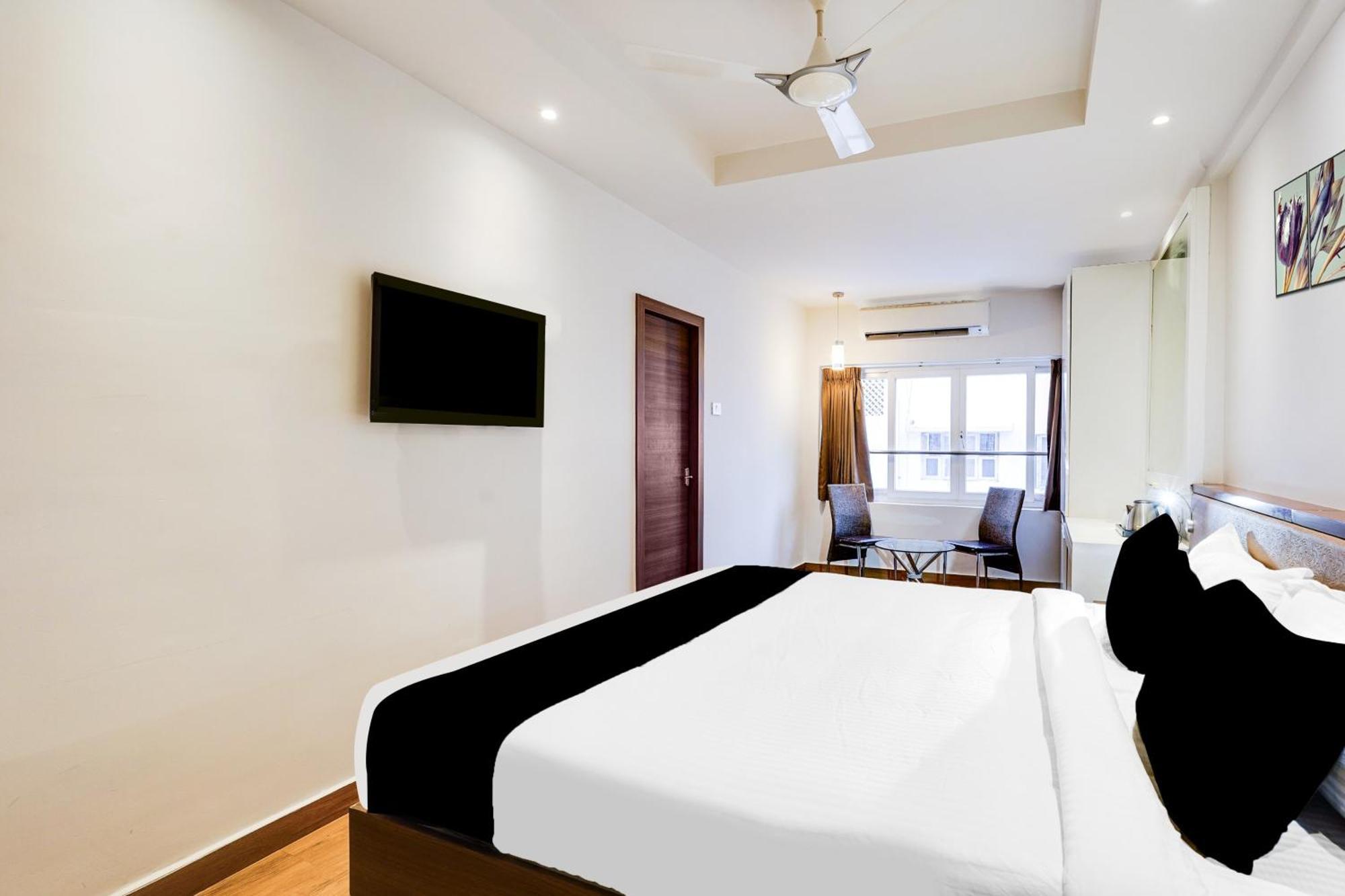 Super Townhouse Oak Kodambakkam Formerly Cine City Ченай Екстериор снимка